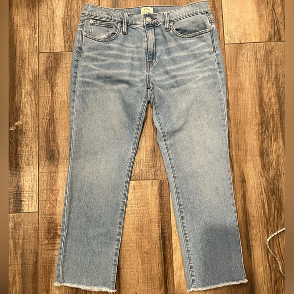 J. Crew Slim Broken In Boyfriend Light Wash Raw Hem Cropped Capri Jeans - Picture 3 of 10